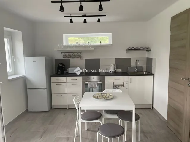 Eladó nyaraló Csopak 40 nm