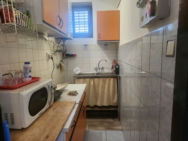Eladó kereskedelmi és ipari ingatlan Vilonya 888 nm
