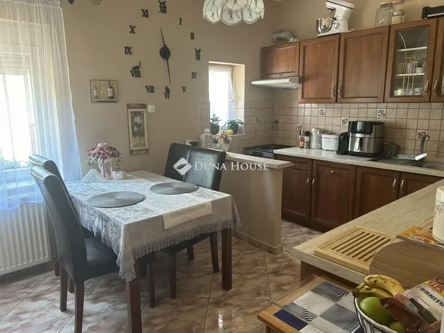 Eladó ház Balatonfüred 200 nm