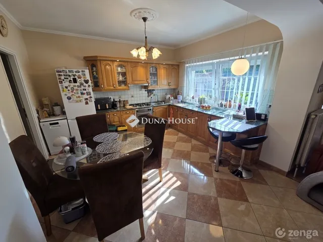Eladó ház Veszprém 173 nm