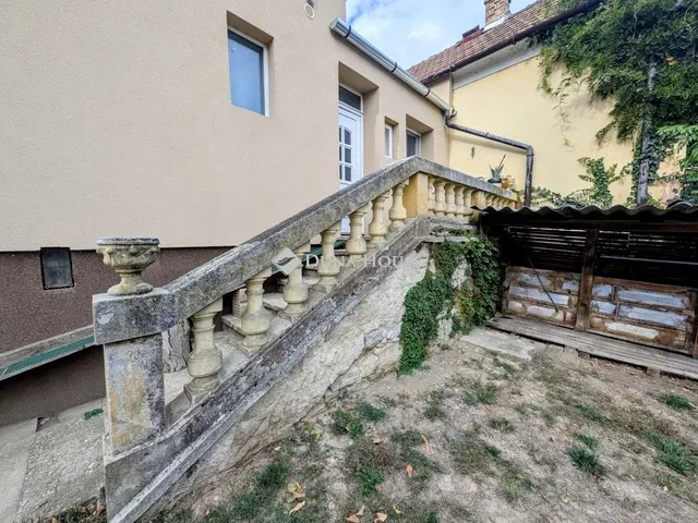 Eladó ház Veszprém 120 nm