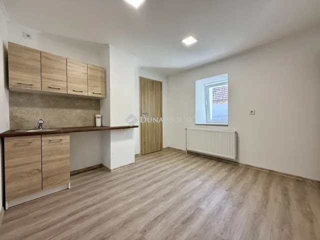Eladó ház Szentgál 125 nm