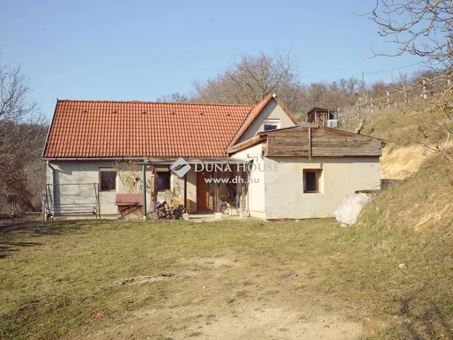 Eladó ház Balatonszőlős 140 nm