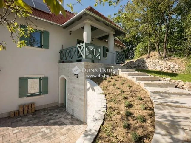 Eladó üdülő és hétvégi ház Pécsely 110 nm