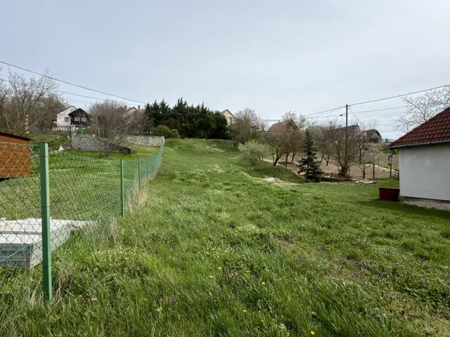 Eladó telek Balatonfüred 814 nm