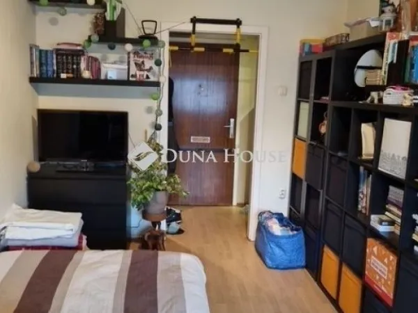 Eladó lakás Budapest VIII. kerület, Corvin negyed 27 nm