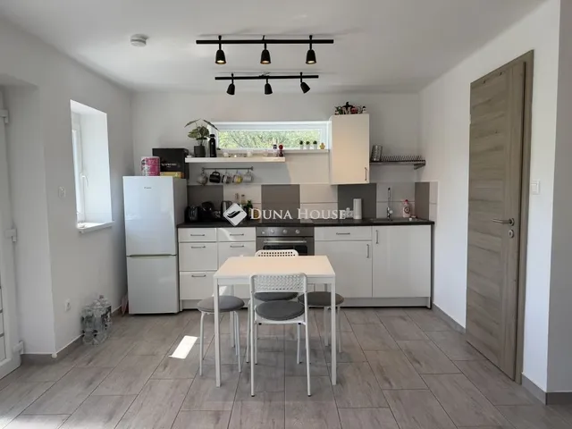 Eladó ház Csopak 40 nm