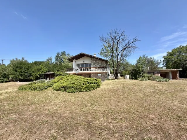 Eladó telek Lovas 9784 nm