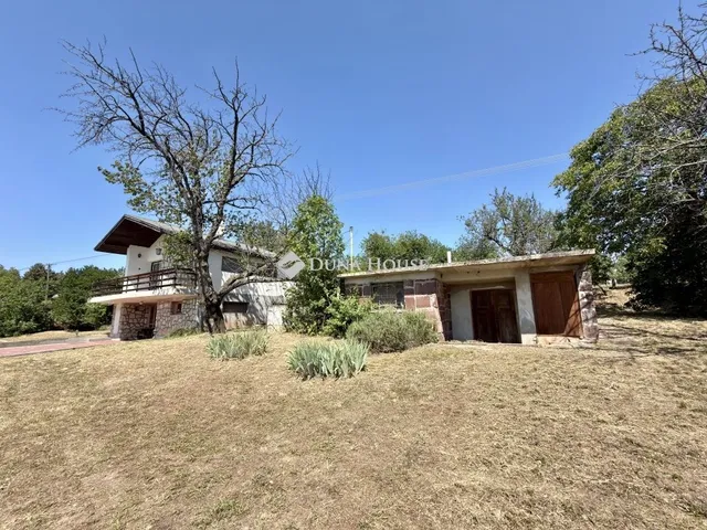 Eladó telek Lovas 9784 nm