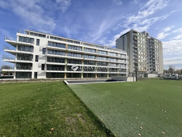 Eladó lakás Siófok, Ezüstpart 50 nm