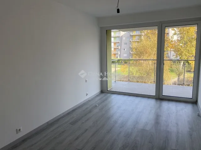 Eladó lakás Siófok, Ezüstpart 55 nm