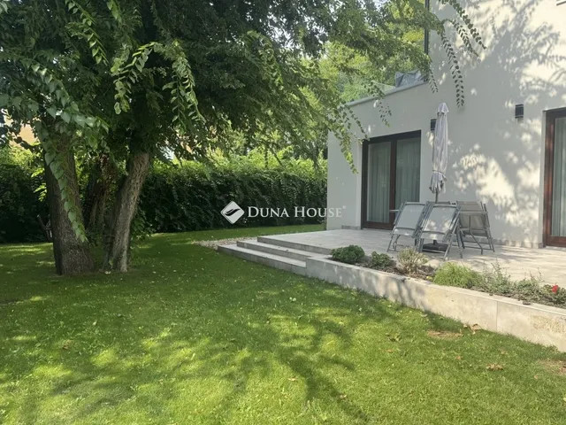 Kiadó lakás Debrecen, Nagyerdő 69 nm