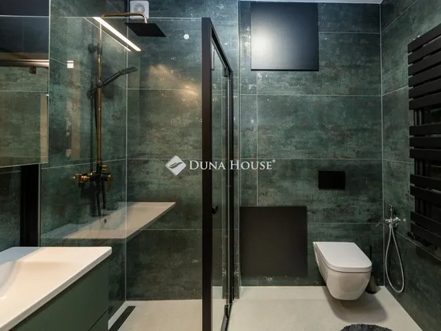 Eladó ház Debrecen, Úrrétje 204 nm