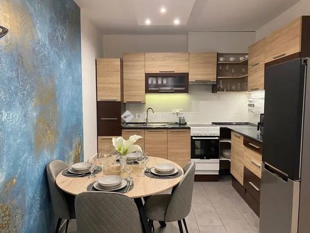 Kiadó lakás Debrecen, Akadémiakert 50 nm