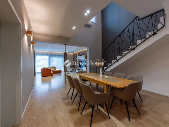 Eladó ház Debrecen, Hatvan utcai kert 206 nm