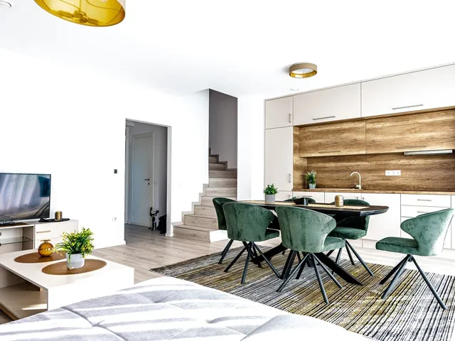 Kiadó ház Debrecen 165 nm