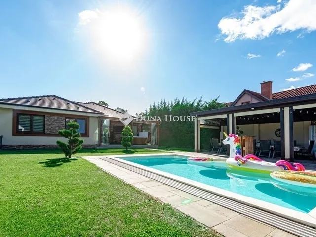 Eladó ház Debrecen, Csapókert 200 nm