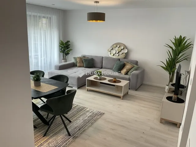 Kiadó ház Debrecen, Úrrétje 165 nm