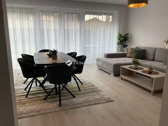 Kiadó ház Debrecen, Úrrétje 165 nm