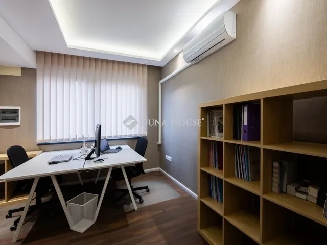 Eladó kereskedelmi és ipari ingatlan Debrecen 236 nm