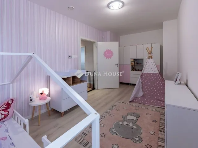 Eladó ház Debrecen, Hatvan utcai kert 206 nm