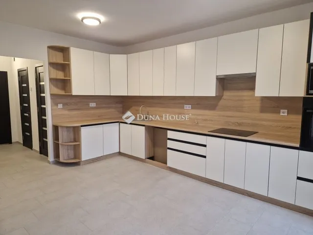 Eladó lakás Debrecen 72 nm