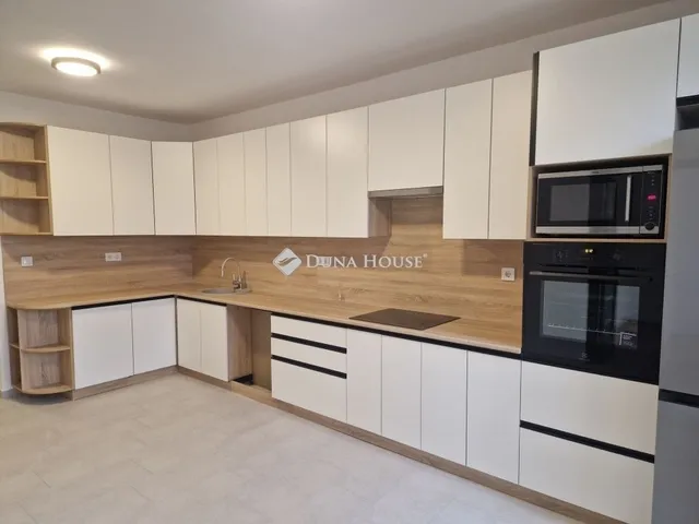 Eladó lakás Debrecen 72 nm