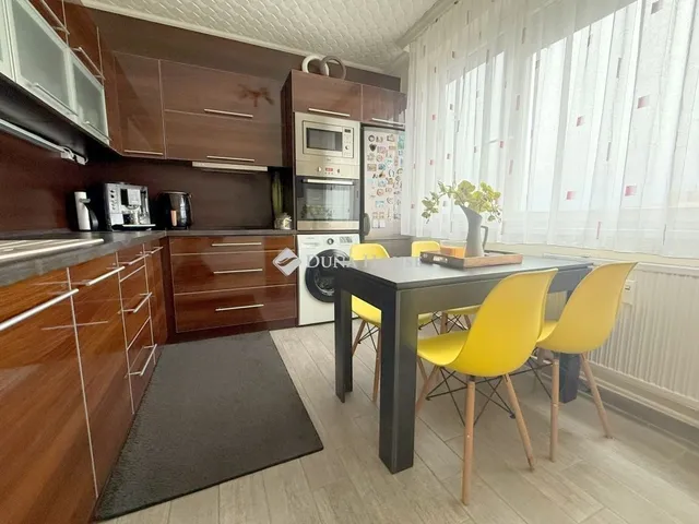 Eladó lakás Debrecen 70 nm