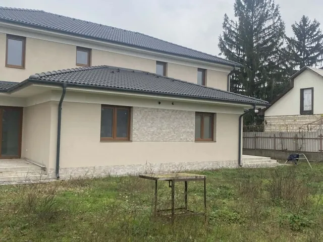 Eladó ház Debrecen 160 nm