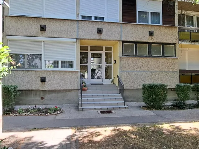 Eladó lakás Székesfehérvár, Íróutcák 50 nm