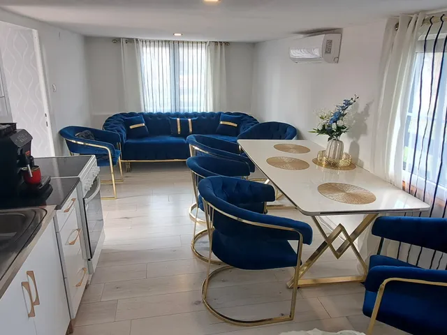 Eladó ház Perkáta 40 nm