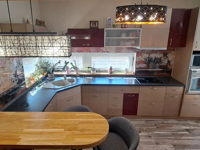 Eladó ház Székesfehérvár, Alsóváros, Tátra 132 nm