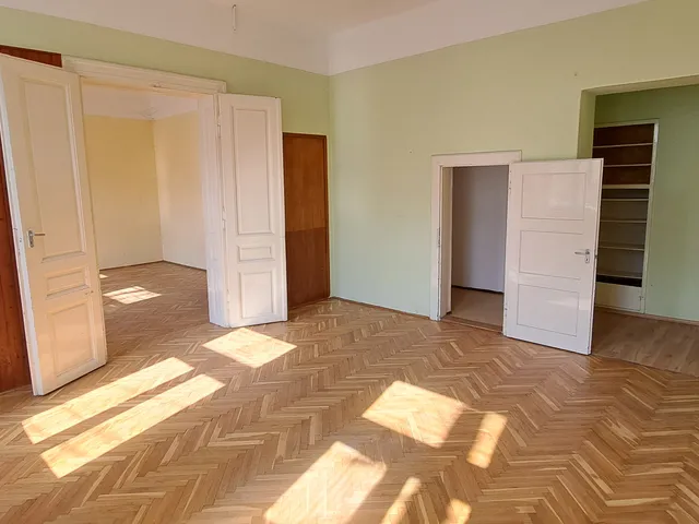 Eladó ház Székesfehérvár, Belváros, Martinovics u. 6. 96 nm