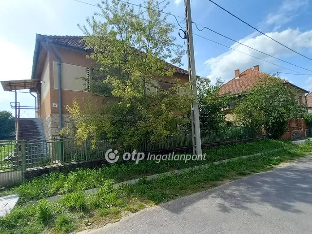 Eladó ház Cered 115 nm