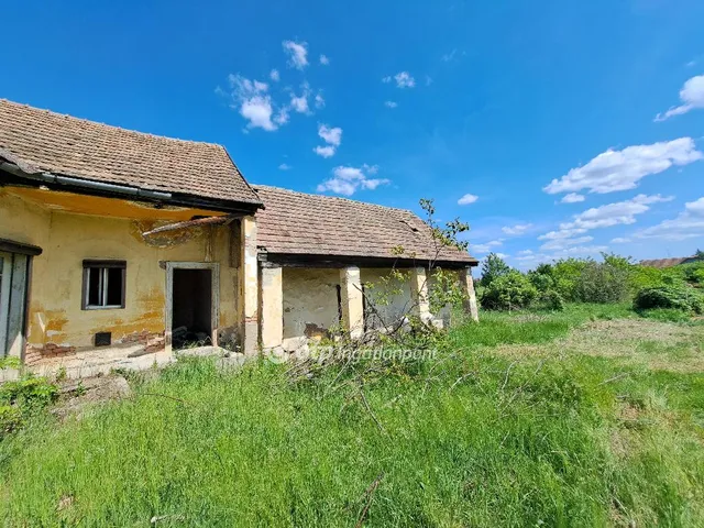 Eladó ház Hugyag 90 nm