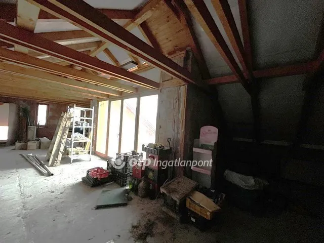 Eladó ház Kazár 311 nm