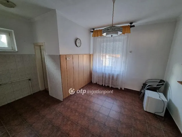 Eladó ház Bátonyterenye 185 nm