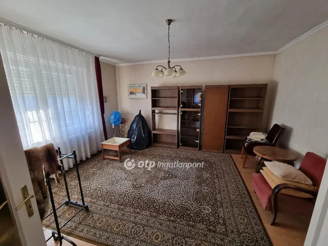 Eladó ház Bátonyterenye 185 nm