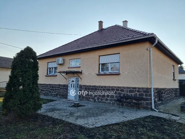 Eladó ház Bátonyterenye 185 nm