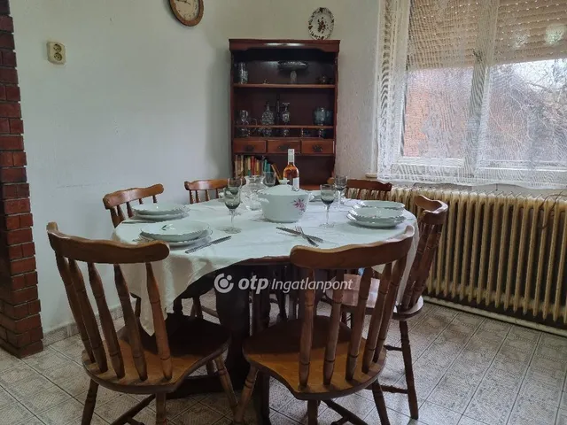 Eladó ház Pásztó 160 nm