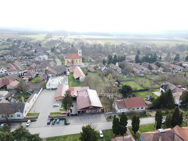 Eladó ház Vámosmikola 146 nm