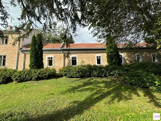 Eladó lakás Szécsény 67 nm