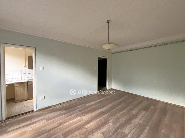 Eladó lakás Salgótarján 28 nm