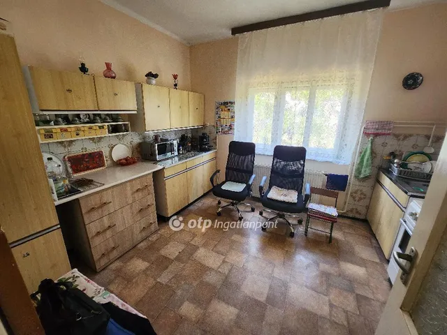 Eladó ház Kazár 110 nm