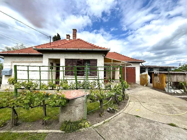 Eladó ház Pásztó 81 nm