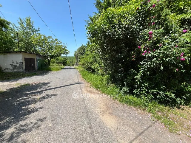 Eladó telek Salgótarján 1002 nm