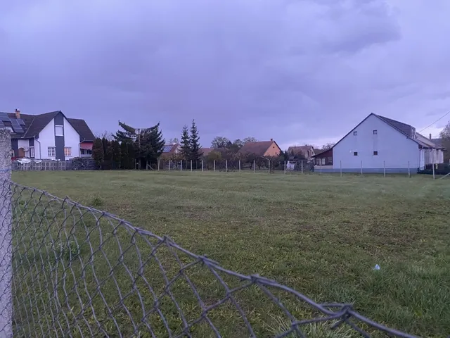 Eladó telek Magyarnándor 645 nm