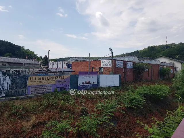 Eladó kereskedelmi és ipari ingatlan Salgótarján 21 nm