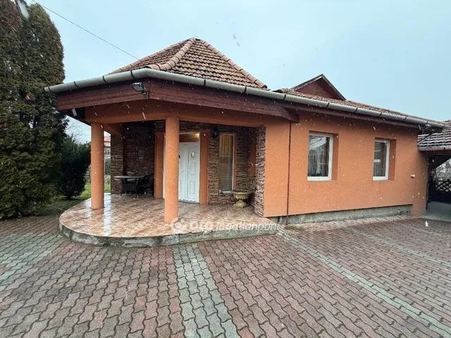 Eladó ház Bátonyterenye 115 nm