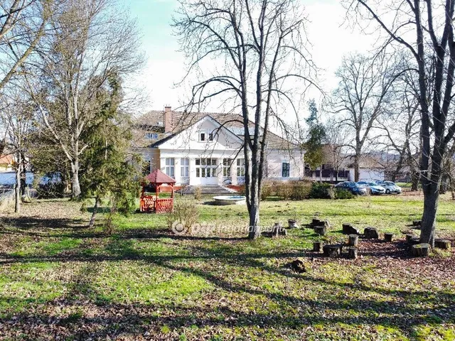 Eladó ház Szügy 450 nm